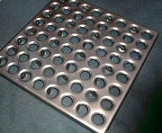 Плитка металлическая перфорированная напольная Екатеринбург