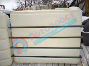 5000 л в обрешетке пластиковая емкость прямоугольная Москва