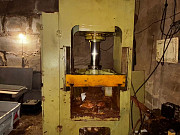 Пресс гидравлический для изготовления изделий из пластмасс Д2430 Таганрог