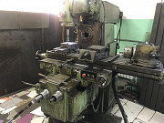 Широкоуниверсальный консольно-фрезерный станок 6Р82Ш Таганрог