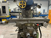 Широкоуниверсальный консольно-фрезерный станок 6Р82Ш Таганрог