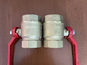 Кран шаровый, латунь Ст​андарт 220, ВР рычаг кр​асный ГАЛЛОП Пермь